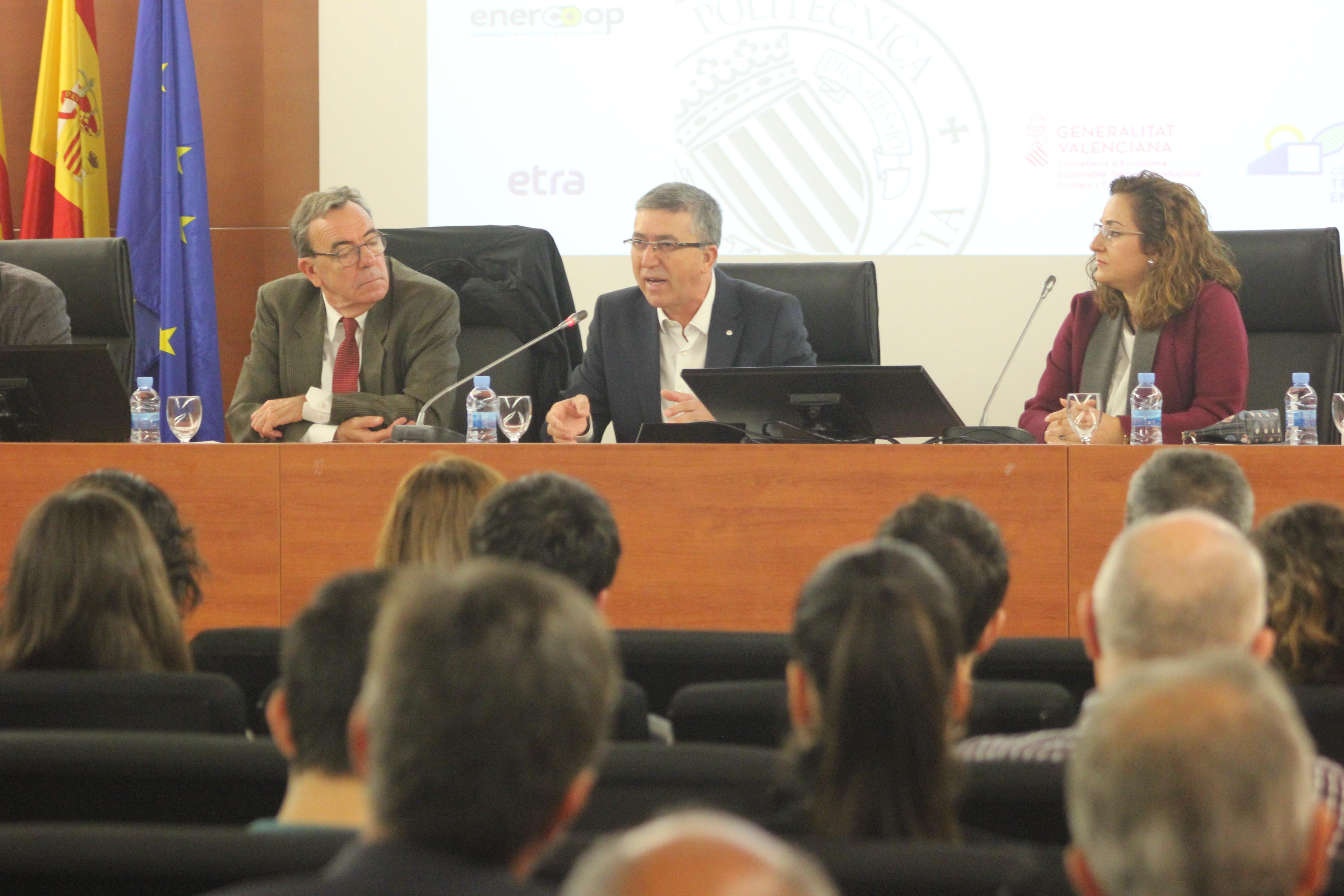 Climent: ‘El canvi de model energètic és ineludible i ha de ser sostenible, just, inclusiu i democràtic’