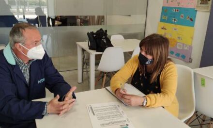 Benestar Social aborda amb Afdem l’atenció a persones amb malaltia mental i familiars