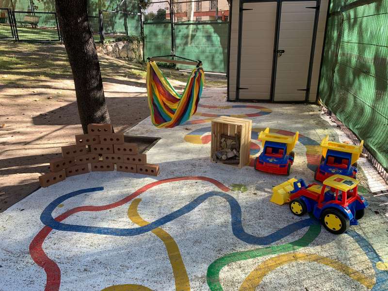 Alcoi millora els patis dels centres educatius de la ciutat gràcies als Pressupostos Participatius