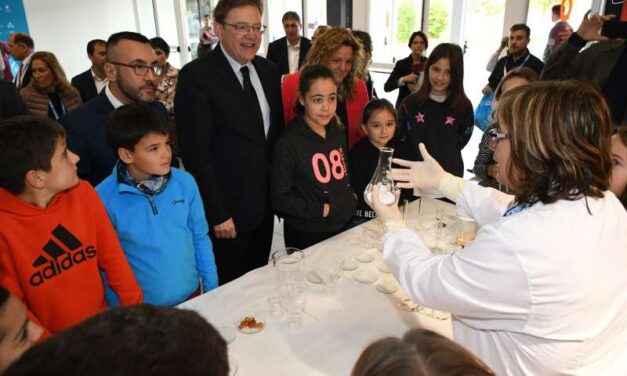 Vila-real promou l’interés per la ciència entre els escolars amb activitats commemoratives del Dia de la Ciència
