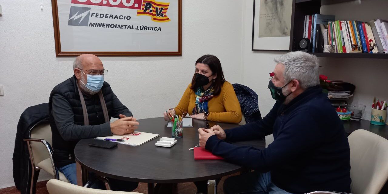 Esquerra Unida i CCOO Indústria es reuneixen per a valorar i abordar la situació del sector de l’automòbil de manera conjunta