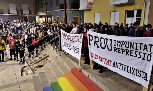 EUPV dona suport als 14 antifeixistes de Pego processats per repel·lir un grup neonazi