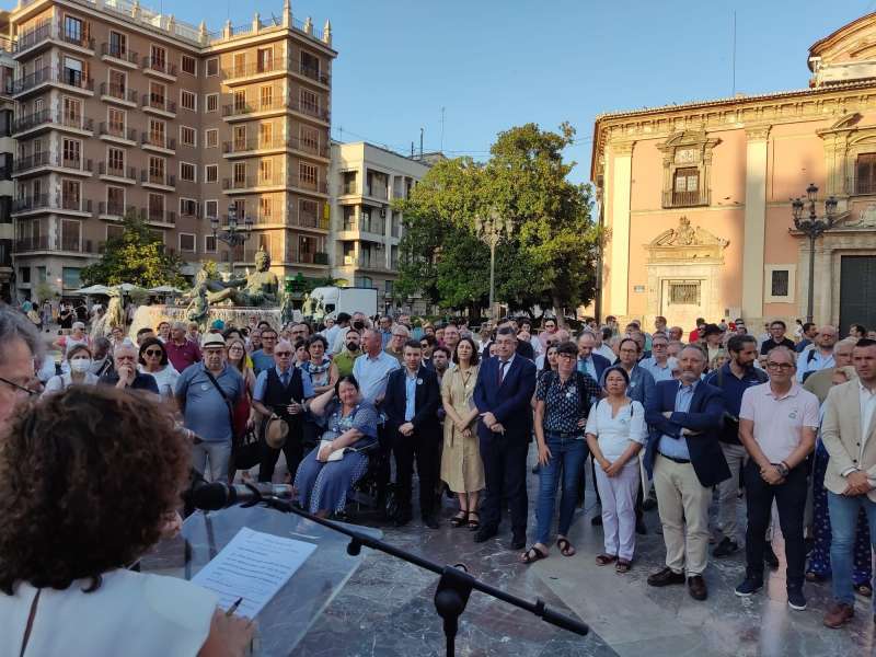 Juristes Valencians alerta al president de la Generalitat que en breve se reformará la constitución