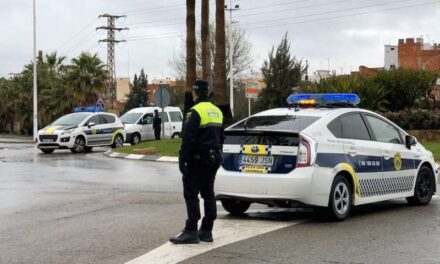 La Policia Local retira 70 cotxes abandonats a Catarroja els 6 primers mesos de 2022
