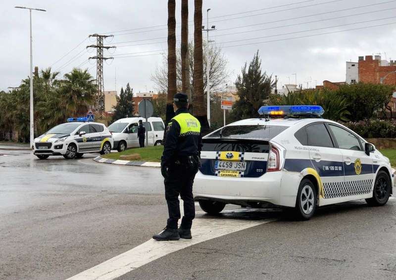 La Policia Local retira 70 cotxes abandonats a Catarroja els 6 primers mesos de 2022