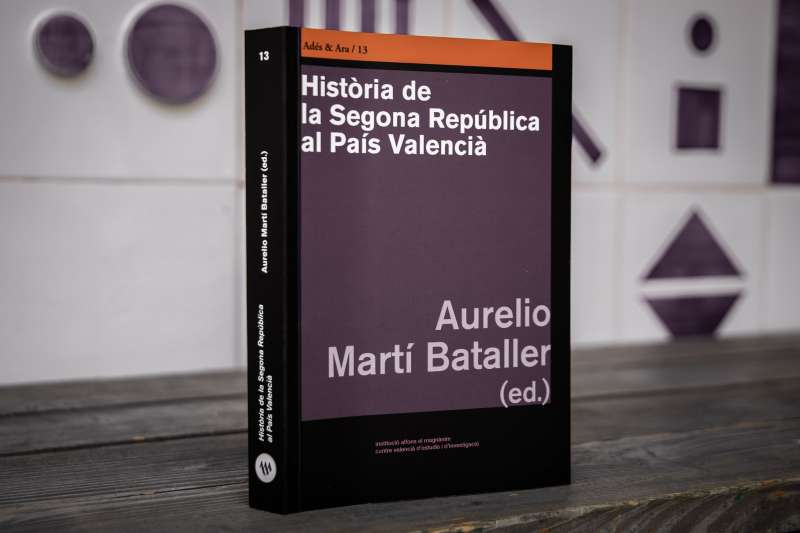El Magnànim edita la primera síntesi sobre la història de la Segona República en terres valencianes