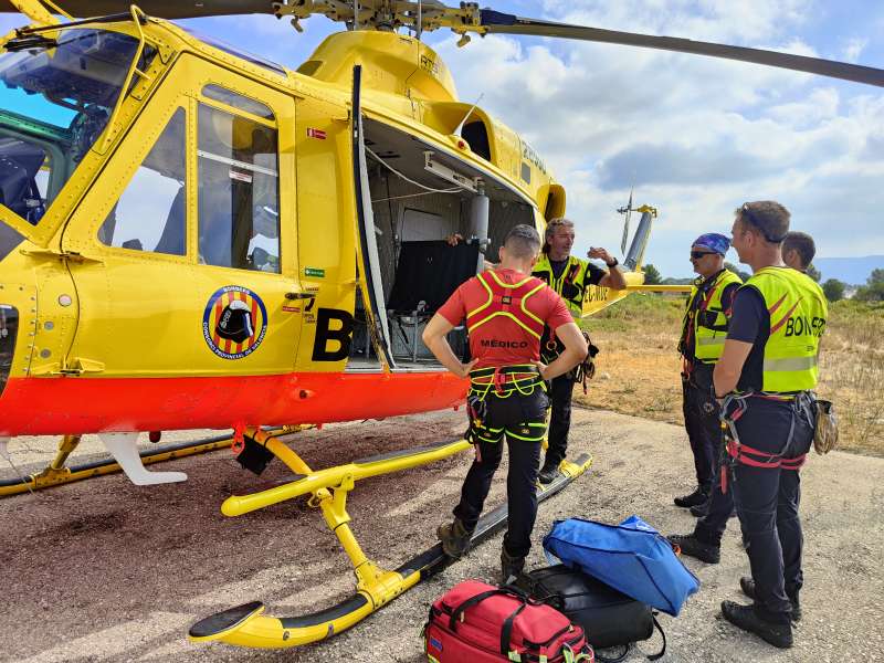 El Consorci du a terme la formació en les operacions de rescat del seu helicòpter, el primer del CPBV