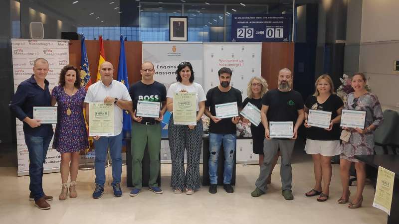 Massamagrell lliura els II Premis i guardons a l’ús del valencià en el comerç local