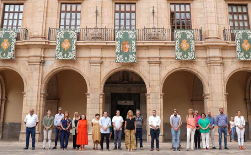 Castelló celebra el seu 771 aniversari amb volteig de campanes del Fadrí i salves commemoratives