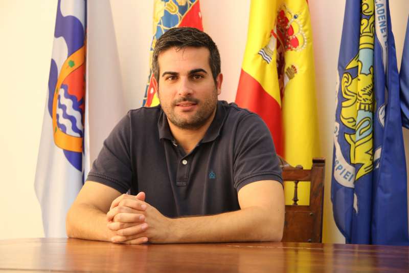 Néstor Albert: “L’oci, la vivenda, el transport i la falta d’una mancomunitat són Les principals deficiències del Camp de Morvedre”