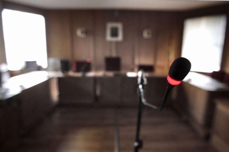 L’Audiència de Castelló condemna a sis anys de presó a dos homes per violar a una dona després de deixar-la inconscient d’un colp al cap