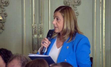 Benicàssim reivindica davant la Cimera d’Alcaldes de Diputació, necessitats per al municipi