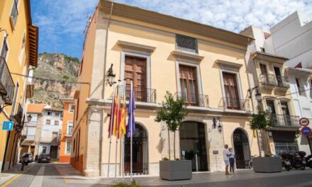 Cullera congela per huité any consecutiu els impostos i les taxes