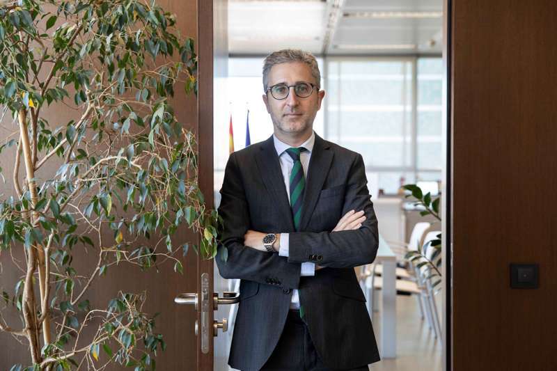 Arcadi España assegura que la Generalitat farà “el màxim de les seues possibilitats per a assegurar l’arribada de Volkswagen a Sagunt