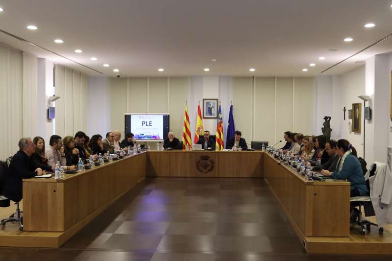 El Ple de Vila-real aprova el pagament de 5.610 euros a proveïdors