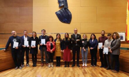 Onze municipis valencians reben la seua guia Smart City de la Diputació de València i Avaesen