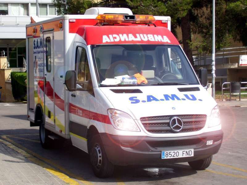 Mor un home després de col·lidir dos camions en l’AP-7 en terme d’Alcalà de Xivert