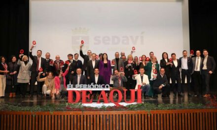 Més de 400 persones omplin l’auditori de Paiporta en els VIII premis d’El Periódico de Aqui l’Horta Sud