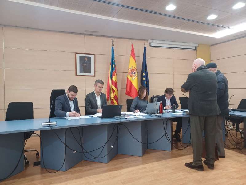 La Pobla de Farnals expropia els terrenys per a la construcció de la passarel·la del carril-bici