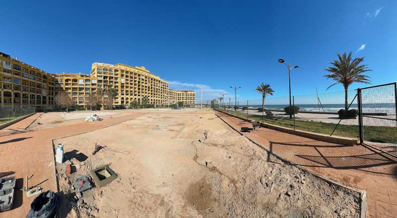 Alboraia inicia la construcció d’un nou parc infantil i d’una pista de petanca en Port Saplaya