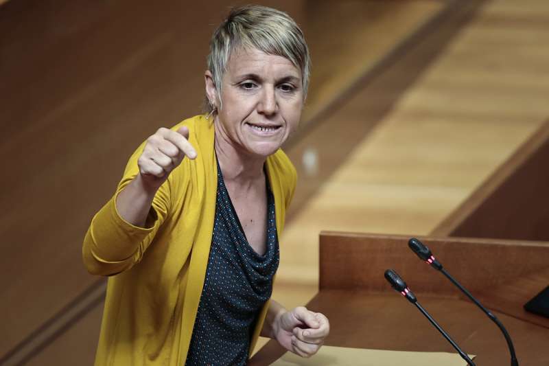 Compromís qualifica de traïció el pacte de PSOE i PP per reformar la Constitució deixant de banda el dret civil valencià