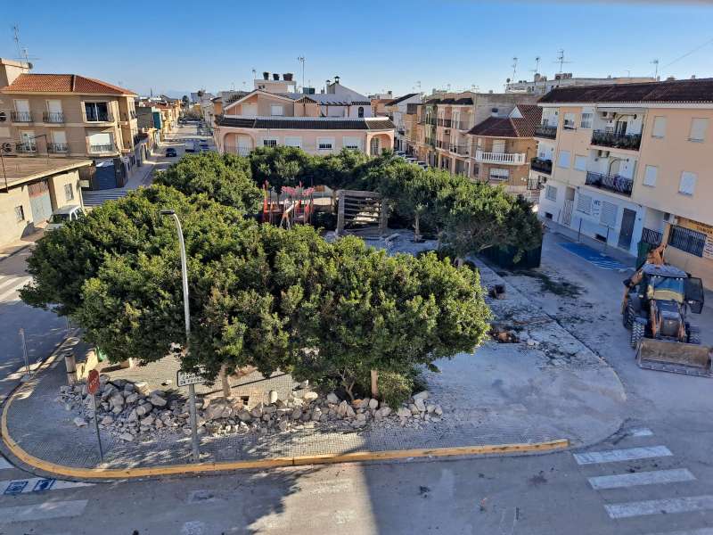 Llombai invertix 250.000 euros en la creació d’un espai verd i una zona de vianants al voltant del CEIP Sant Francesc de Borja