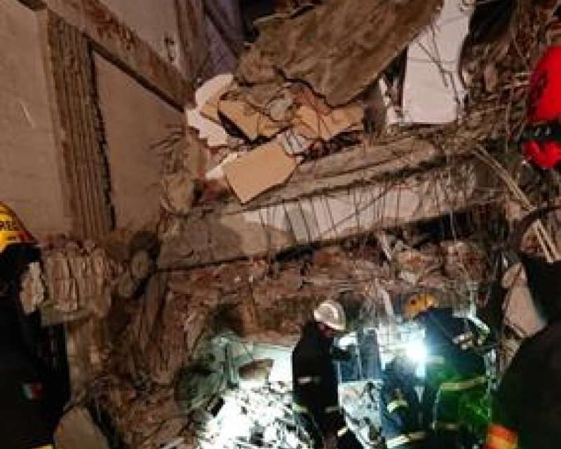 Els bombers valencians rescaten a Turquia a una xiqueta de 12 anys i al seu pare