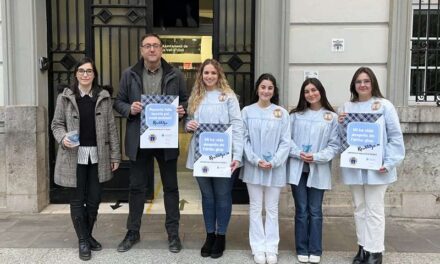 L’Ajuntament i Junta Local Fallera promouen l’ús de gots reutilitzables durant les festes