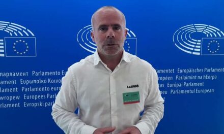 LA VA UNIR desplega una ofensiva a Brussel·les perquè la Comissió Europea implante les clàusules espill en les importacions de fruites i hortalisses de tercers països