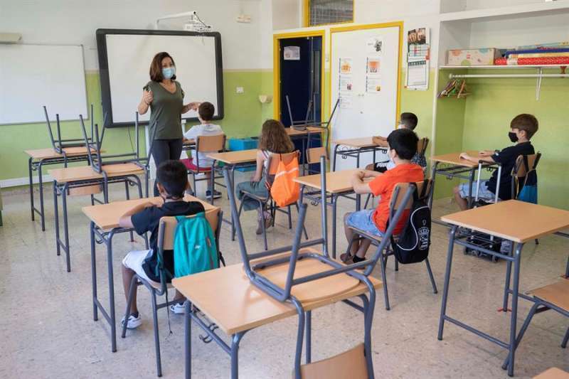 Ja es coneixen les dates per a inscriure nous alumnes en Infantil, Primària, ESO i Batxillerat en Comunitat Valenciana