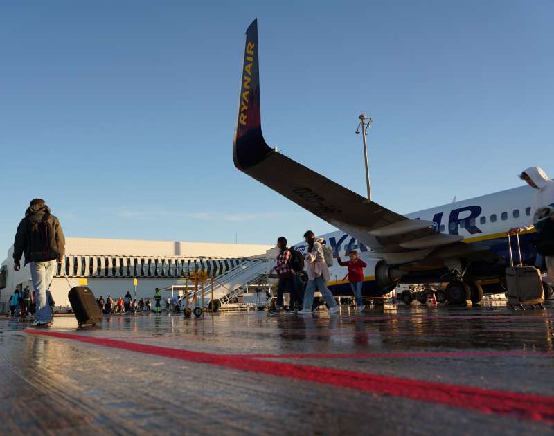 L’Aeroport de Castelló suma una nova connexió amb l’estrena de la ruta de Porto