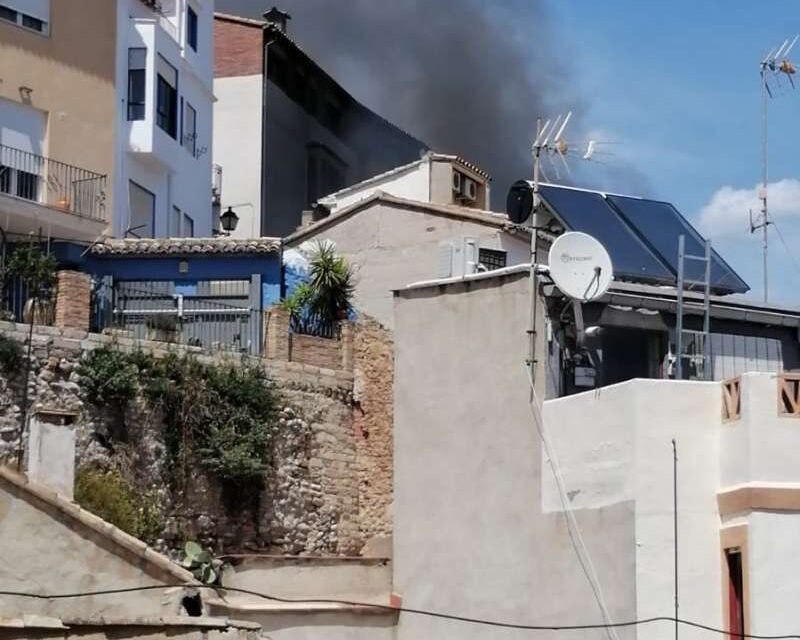 Declarat un incendi a Sogorb entre el carrer Valero Montero i el Passeig de Sopeña