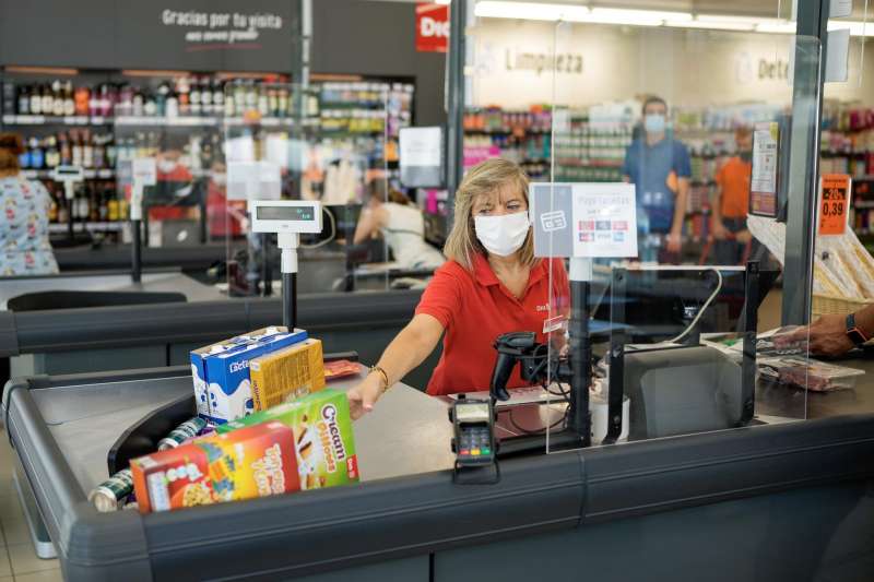 Les pimes ja poden demanar les ajudes de fins a 200.000 euros per a reduir la setmana laboral a 4 dies