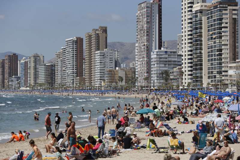 Benidorm avança reserves i anticipa el “ple tècnic” del pont de maig