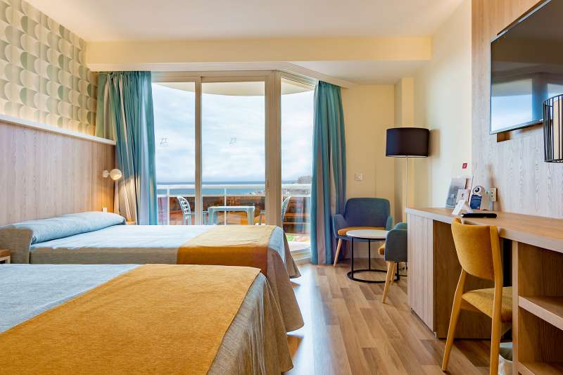 L’Hotel & Spa Peníscola Plaza Suites sorteja sis entrades dobles per al Peníscola Remember Fest 2023