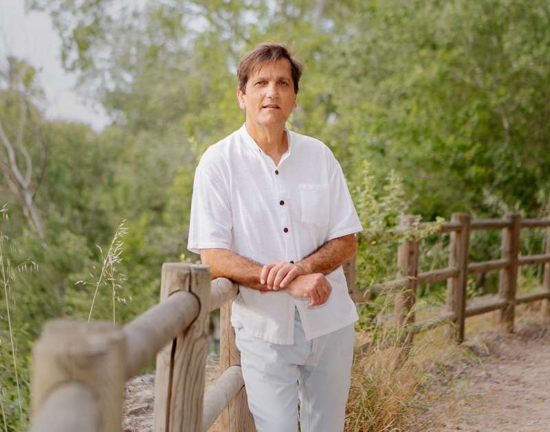 Alfons Domínguez (Compromís): “Entre tots i totes hem de ficar Alzira a l’avantguarda, per estar orgullosos i ser el referent valencià del segle XXI”