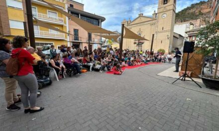 Les arts escèniques prenen els carrers d’Olocau amb el Festival Olocau d’Orella