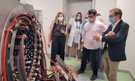 Finalitza la instal·lació del nou escàner PET de cos complet a l’Hospital La Fe