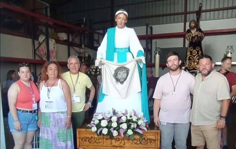 Representants de la Confraria de la Verónica de Sogorb participen en la VIII Trobada de Confraries de Santa Faç