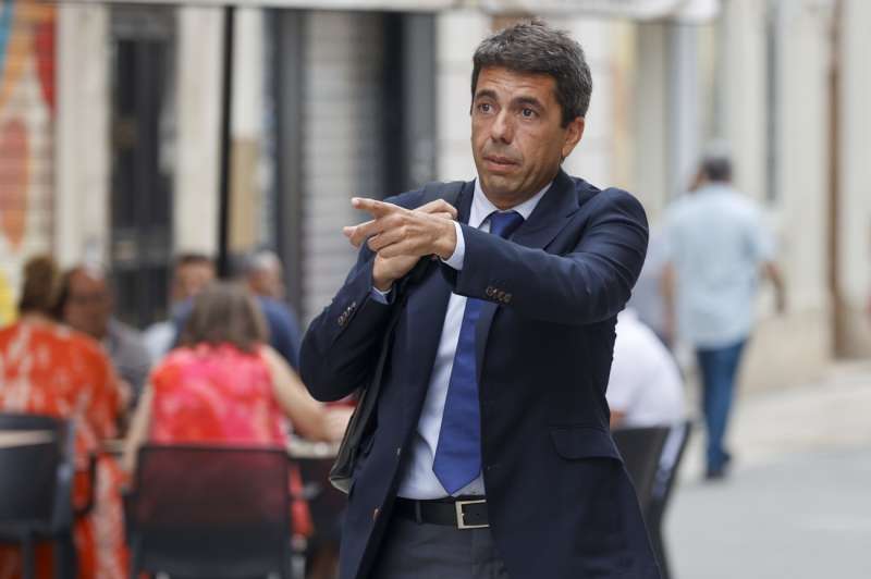 Mazón anuncia la gratuïtat de l’ensenyament de 0 a 3 anys, la fi de la taxa turística i una nova Llei de Senyals d’Identitat com a primeres mesures de la seua Consell