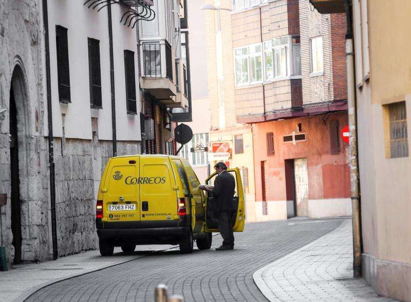 Correos ja ha repartit el 100% de les documentacions electorals