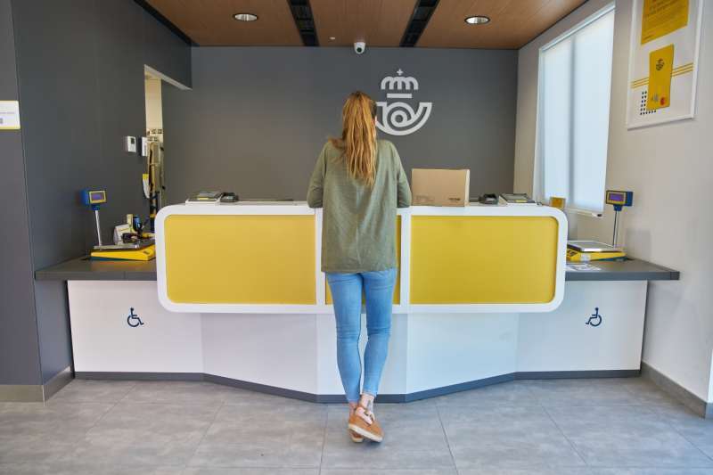 Correus amplia l’horari en trenta-cinc oficines a la província de València per a agilitzar el procés de vot per correu
