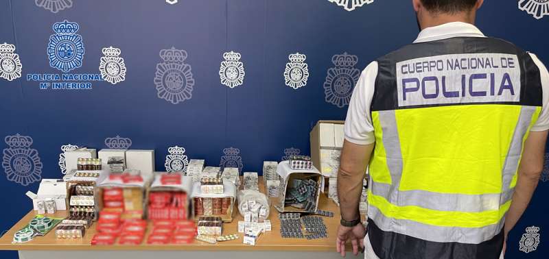 Dos detinguts per distribuir anabolitzants per Espanya a través d’enviaments postals