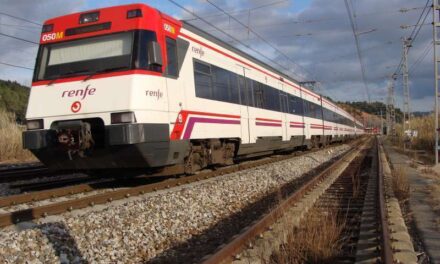 Els usuaris de Renfe ja poden adquirir els abonaments gratuïts de Rodalia, Rodalies i Mitjana distància per al tercer quadrimestre de l’any