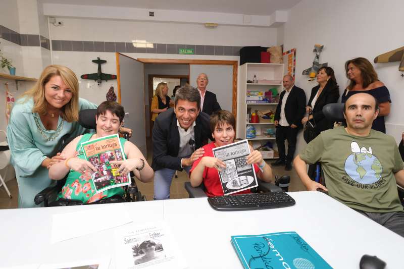 Carlos Mazón visita el centre d’educació especial, el centre de dia i la residència de l’Associació de Persones amb Paràlisi Cerebral d’Alacant￼
