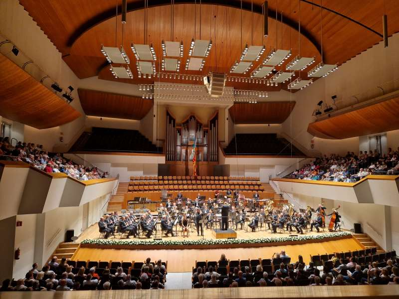 Més de 5.000 persones assistixen als concerts del 9 d’Octubre de l’Orquestra de València i la Banda Simfònica Municipal￼