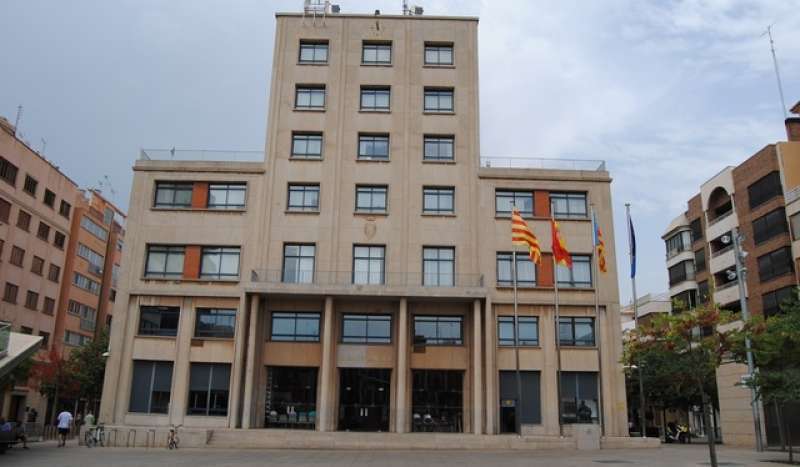 L’Ajuntament de Vila-real lamenta la pèrdua de mossén Guillermo Sanchís i decreta tres dies de dol oficial￼