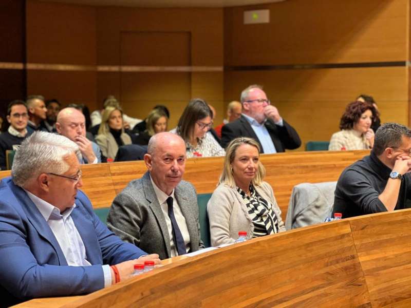 La Diputació de València sol·licita fons europeus per a digitalitzar la xarxa de proveïment i sanejament d’aigua￼