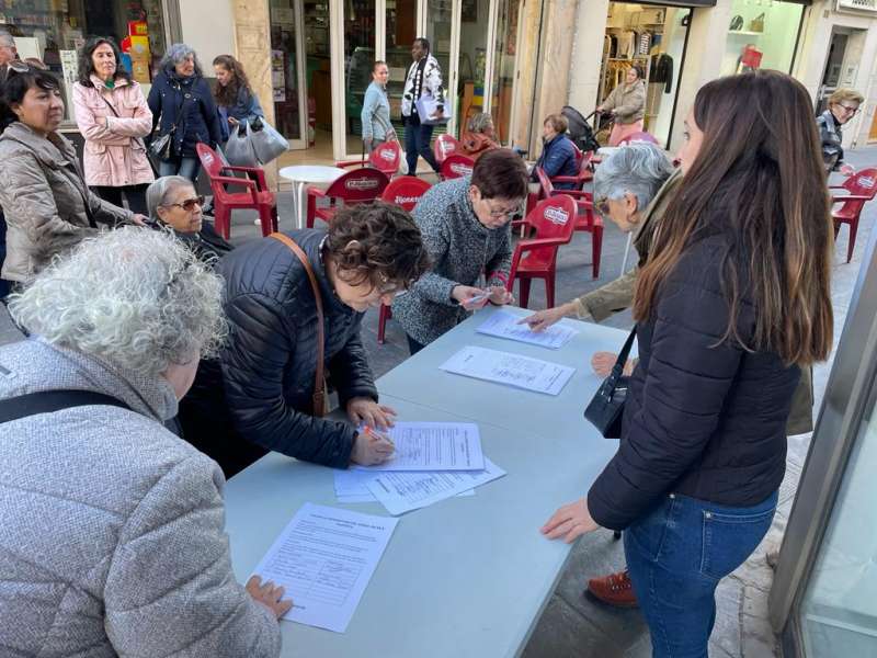Compromís inicia una campanya de recollida de signatures per a recuperar el servei de radiodiagnòstic￼