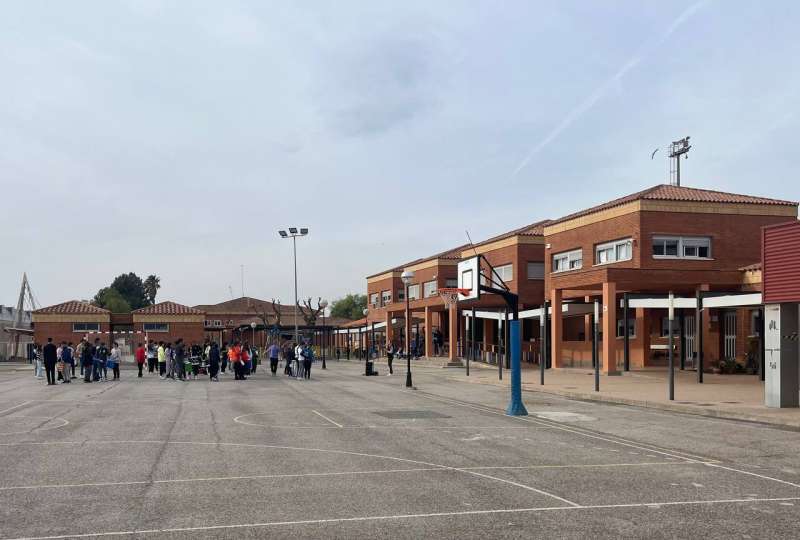 Albalat dels Sorells es movilitza per la reforma del col·legi El Castell￼